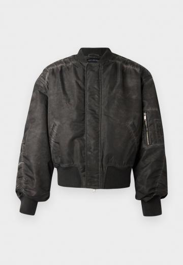 Куртка бомбер