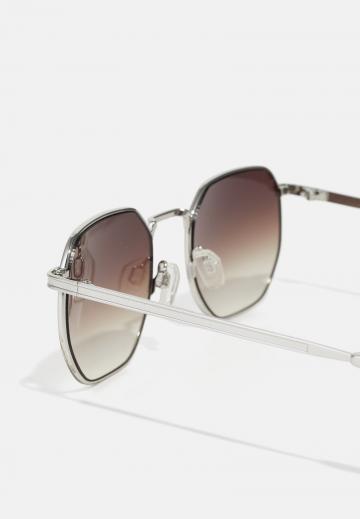 Солнечные очки