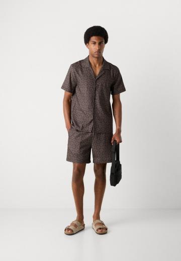 Рубашка с коротким рукавом