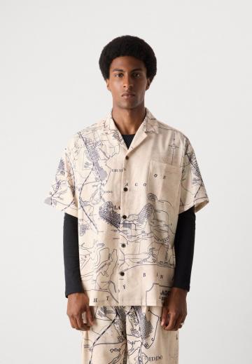 Рубашка с коротким рукавом