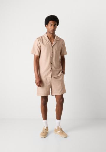 Рубашка с коротким рукавом