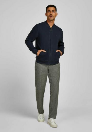 Куртка бомбер