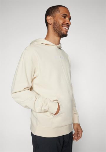 Спортивная кофта