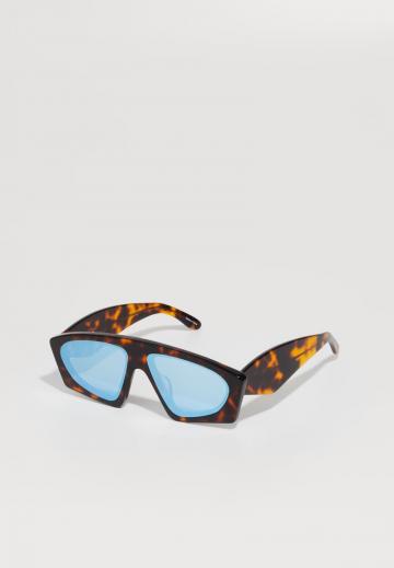 Солнечные очки