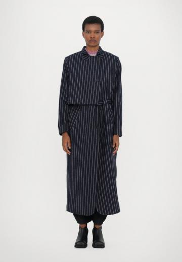 Шерстяное пальто