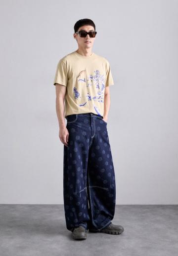 Прямые джинсы