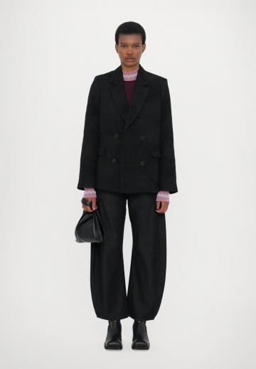 Джинсы бойфренда