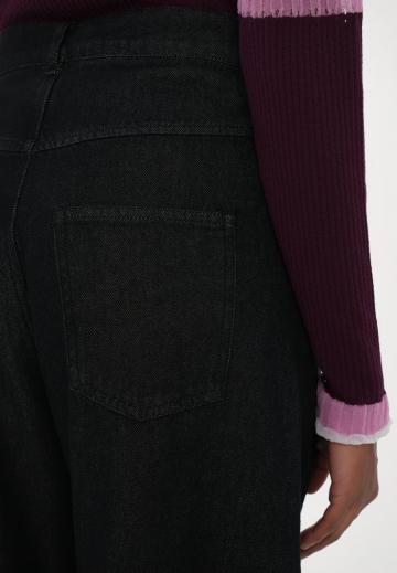 Джинсы бойфренда