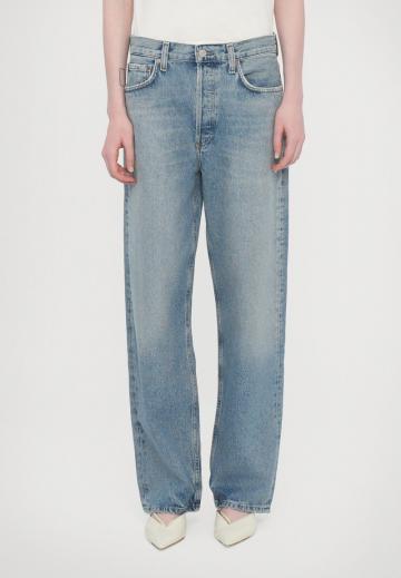 Джинсы бойфренда