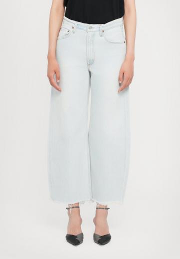 Джинсы бойфренда