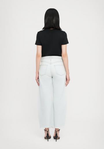 Джинсы бойфренда