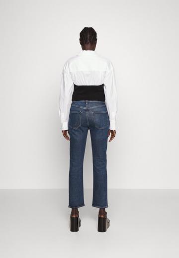 Прямые джинсы