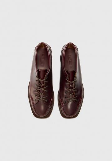 Ботинки на шнуровке