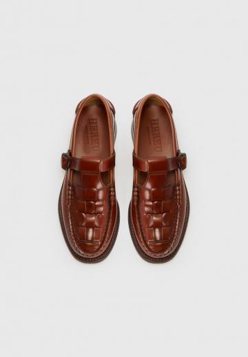 Полуботинки