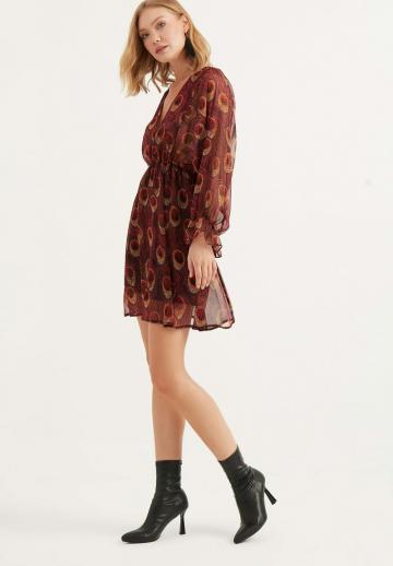 Короткое платье