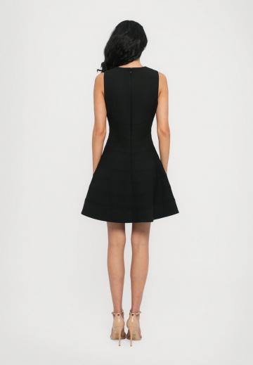 Вязаное платье