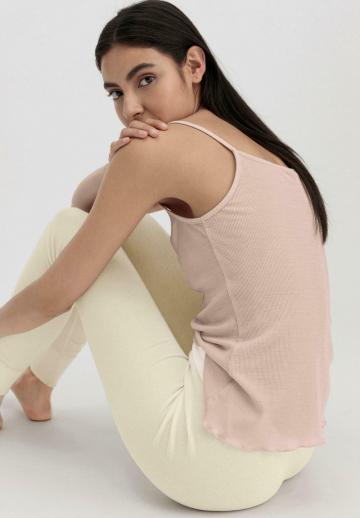 Топ на бретельках