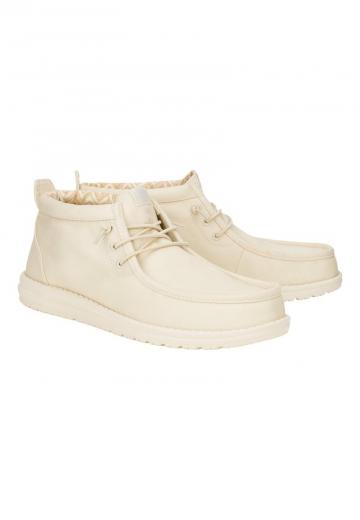 Ботинки на шнуровке