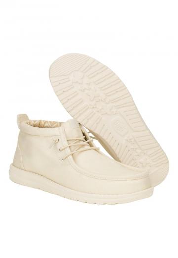 Ботинки на шнуровке