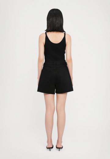 Джинсовые шорты