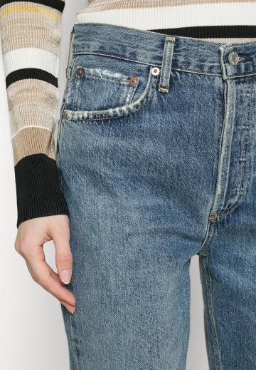 Прямые джинсы