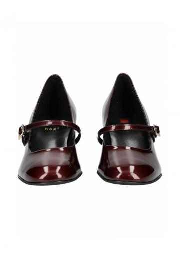 Туфли с ремешком