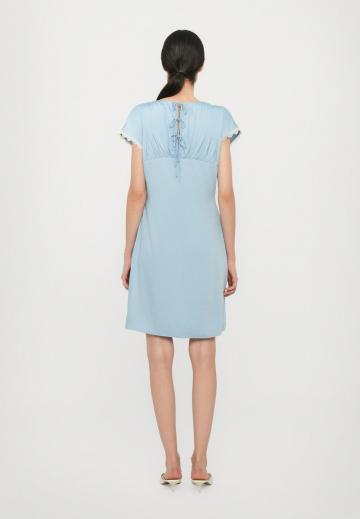 Короткое платье