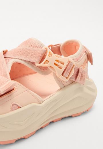 Походная обувь