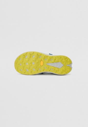 Спортивные сандалии