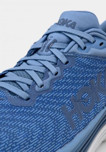 Беговые кроссовки