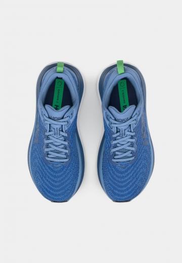 Беговые кроссовки