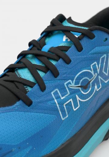 Беговые кроссовки