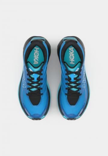 Беговые кроссовки