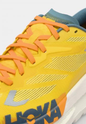 Беговые кроссовки