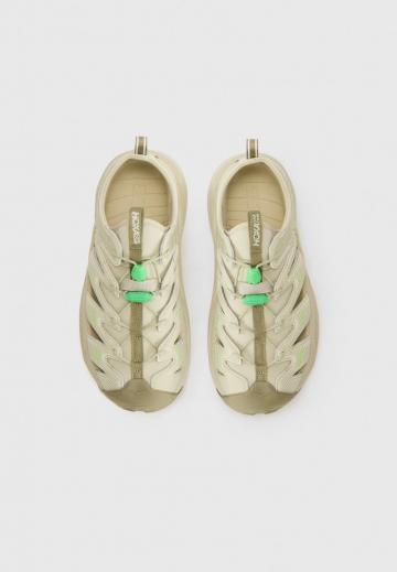 Спортивные сандалии