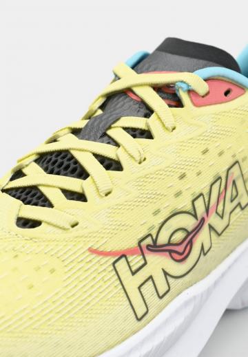 Беговые кроссовки