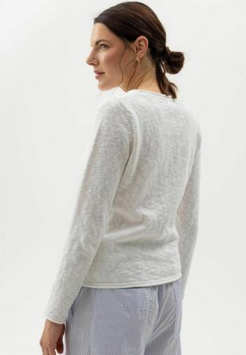 Пуловер в полоску