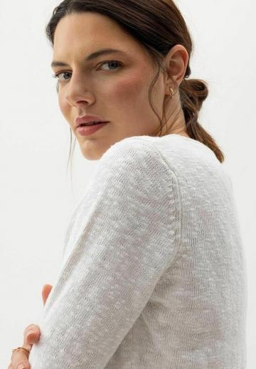 Пуловер в полоску