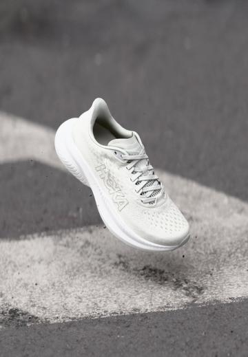 Беговые кроссовки