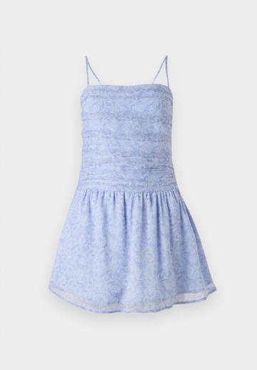 Короткое платье