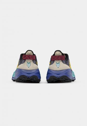 Беговые кроссовки