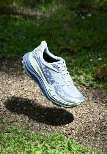 Беговые кроссовки