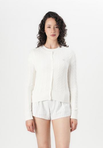 Вязаная кофта