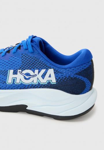 Беговые кроссовки