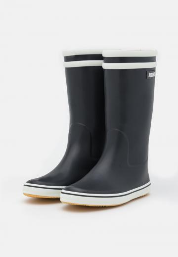 Резиновые сапоги
