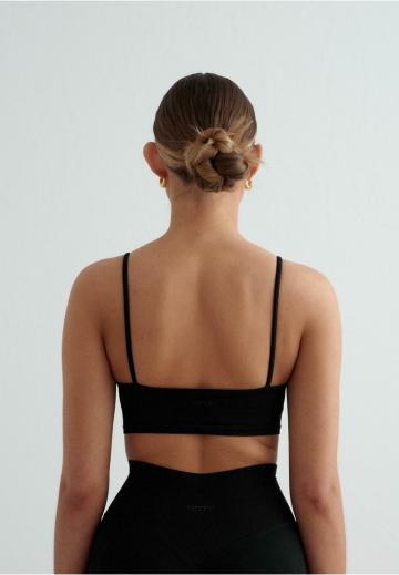 Спортивный бюстгальтер