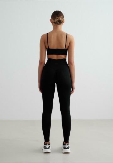 Спортивный бюстгальтер