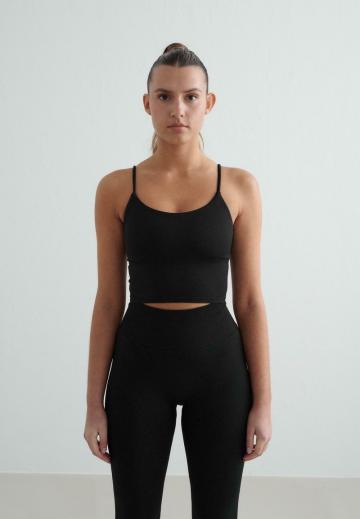 Спортивный бюстгальтер