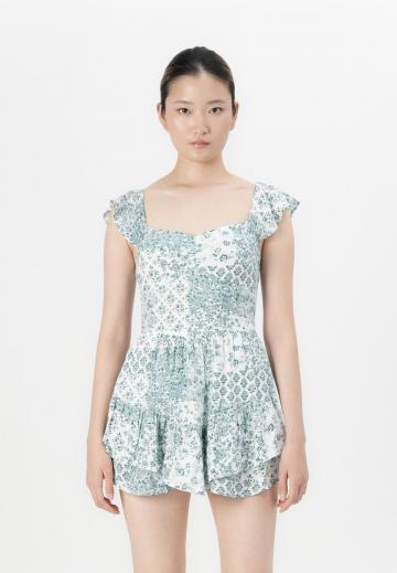 Короткое платье