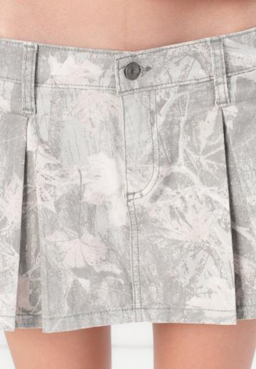 Юбка с накладными карманами